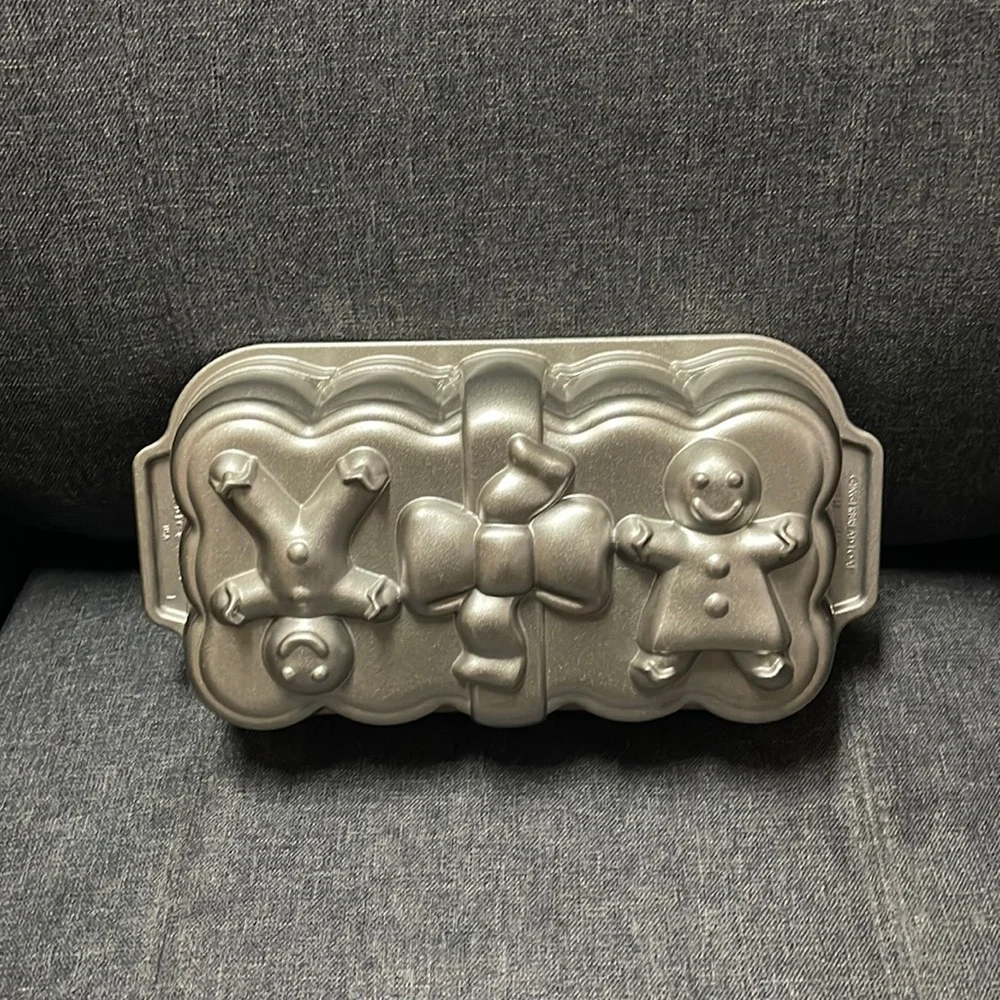 Nordic Ware Gingerbread Loaf Pan